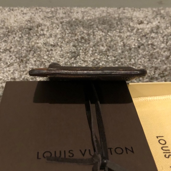 Louis Vuitton Monogram Card Holder - Picture 6 of 7